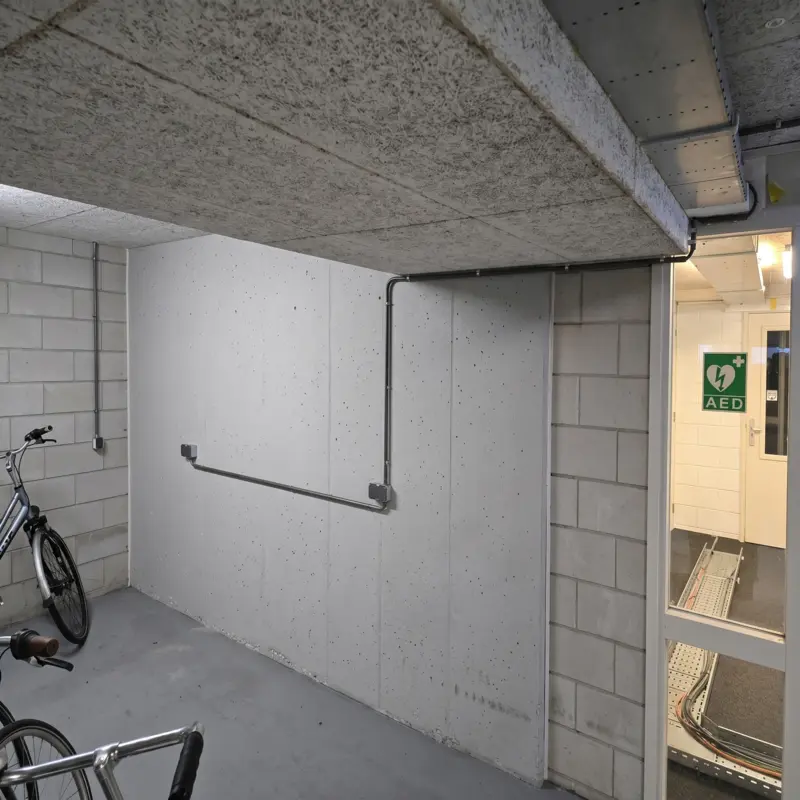Veilige e-bike laadpaal installatie